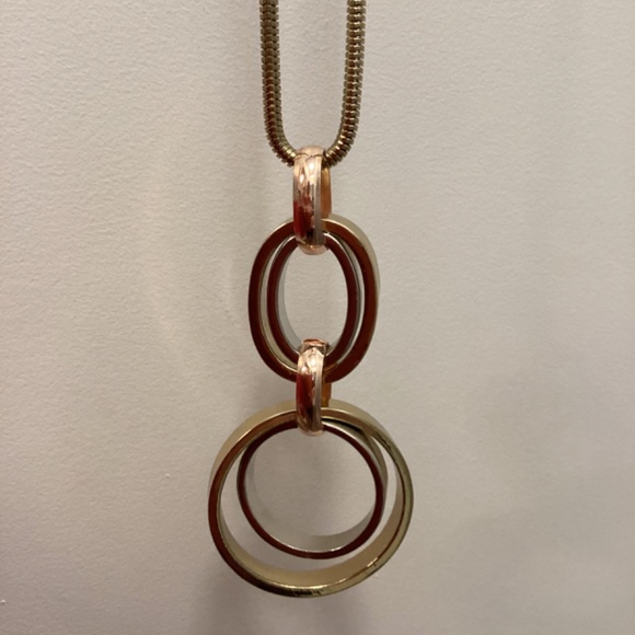 Fashion necklace - Picture 2 of 2